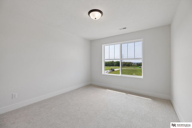 3818 Prairie Breeze Road, Lincoln, NE 68516