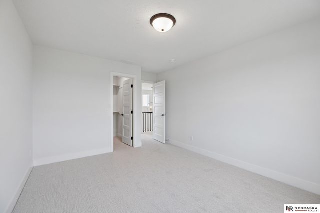 3818 Prairie Breeze Road, Lincoln, NE 68516