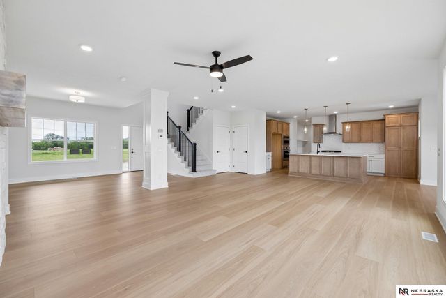 3818 Prairie Breeze Road, Lincoln, NE 68516