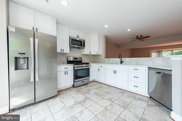 6209 DEEP RIVER CYN, Columbia, MD 21045