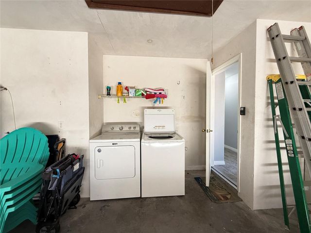 828 E 23RD AVENUE, New Smyrna Beach, FL 32169