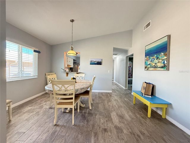 828 E 23RD AVENUE, New Smyrna Beach, FL 32169