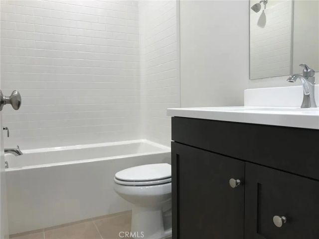113 Copeland, Irvine, CA 92618