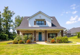 2705 Sterling Drive, Phenix City, AL 36867