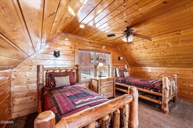 2210 Towering Hemlock Drive, Sevierville, TN 37876