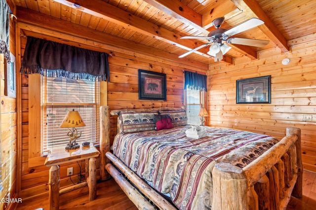 2210 Towering Hemlock Drive, Sevierville, TN 37876