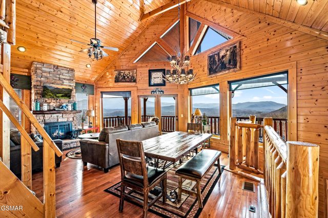 2210 Towering Hemlock Drive, Sevierville, TN 37876