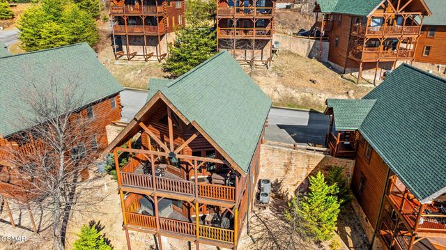 2210 Towering Hemlock Drive, Sevierville, TN 37876