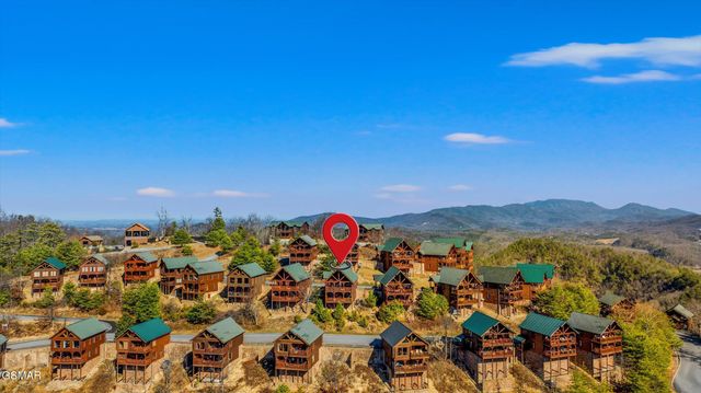 2210 Towering Hemlock Drive, Sevierville, TN 37876