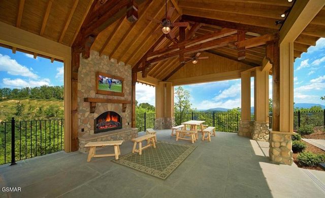 2210 Towering Hemlock Drive, Sevierville, TN 37876