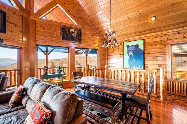 2210 Towering Hemlock Drive, Sevierville, TN 37876