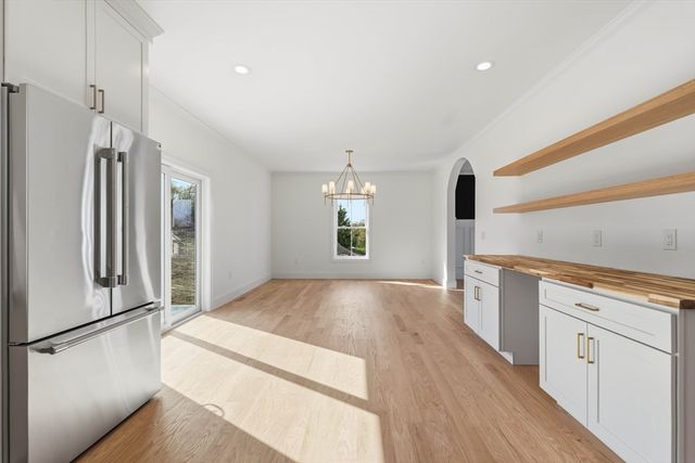 16 Couture Way, Middleton, MA 01949
