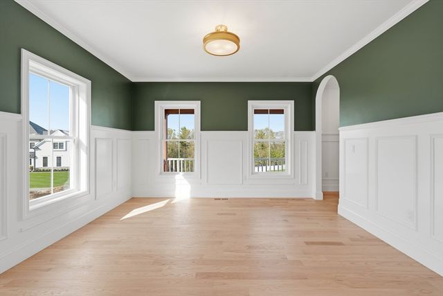 16 Couture Way, Middleton, MA 01949