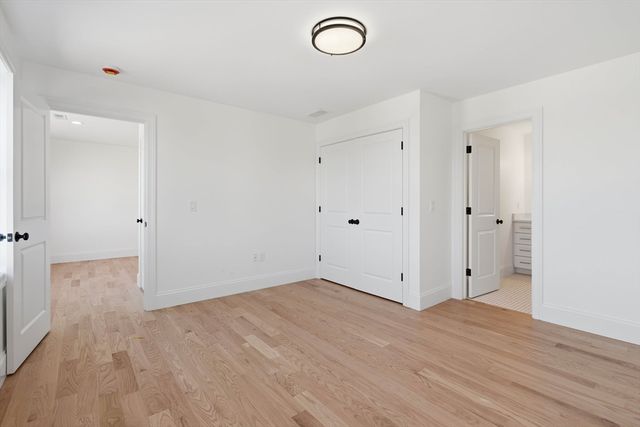 16 Couture Way, Middleton, MA 01949