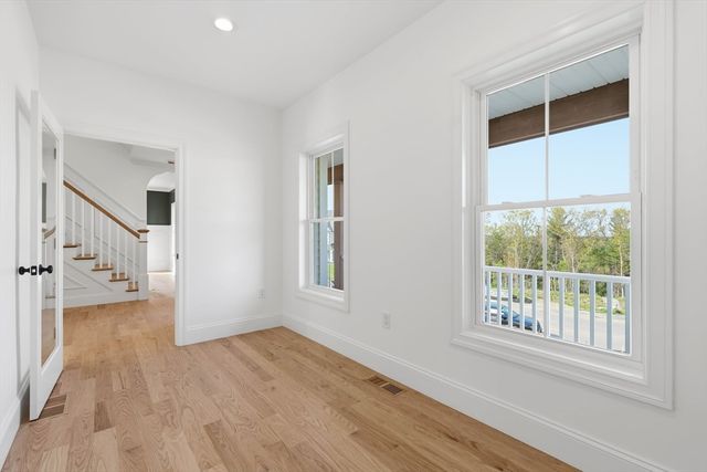16 Couture Way, Middleton, MA 01949