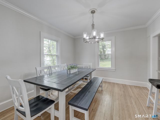 15 Edgemere Avenue, West Hartford, CT 06110