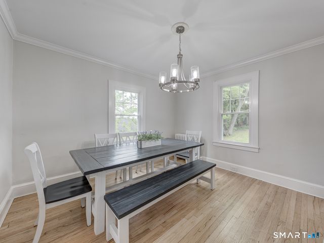 15 Edgemere Avenue, West Hartford, CT 06110