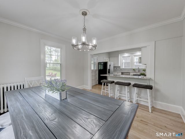 15 Edgemere Avenue, West Hartford, CT 06110