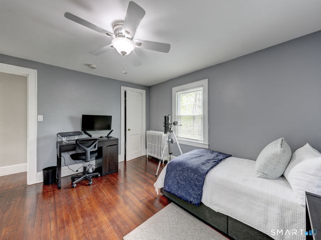 15 Edgemere Avenue, West Hartford, CT 06110