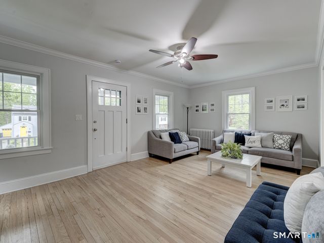 15 Edgemere Avenue, West Hartford, CT 06110