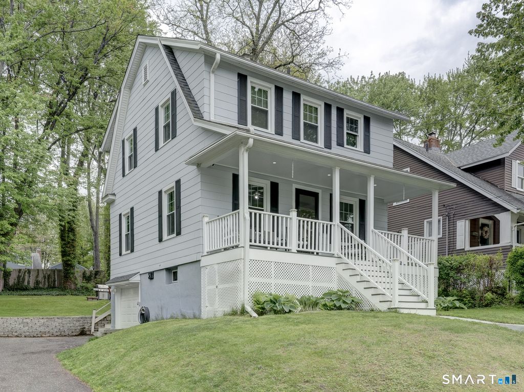 15 Edgemere Avenue, West Hartford, CT 06110