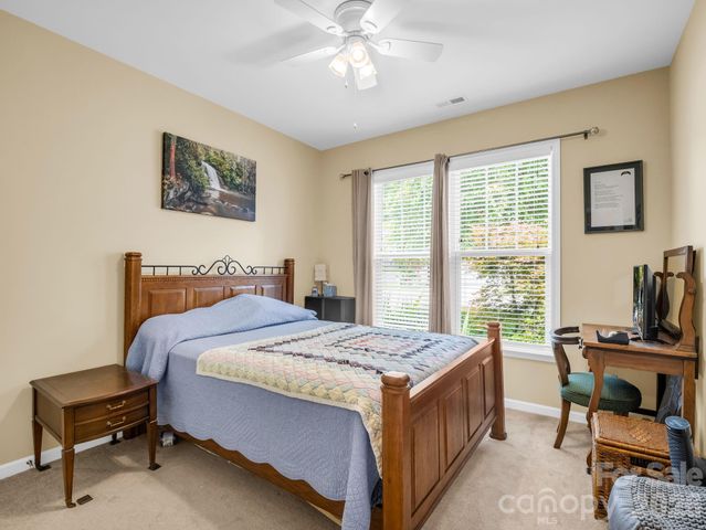 74 Foxtail Court, Hendersonville, NC 28792
