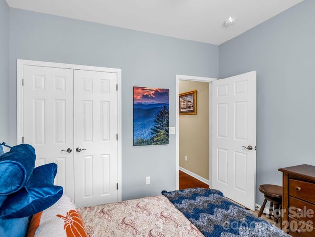 74 Foxtail Court, Hendersonville, NC 28792