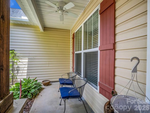 74 Foxtail Court, Hendersonville, NC 28792