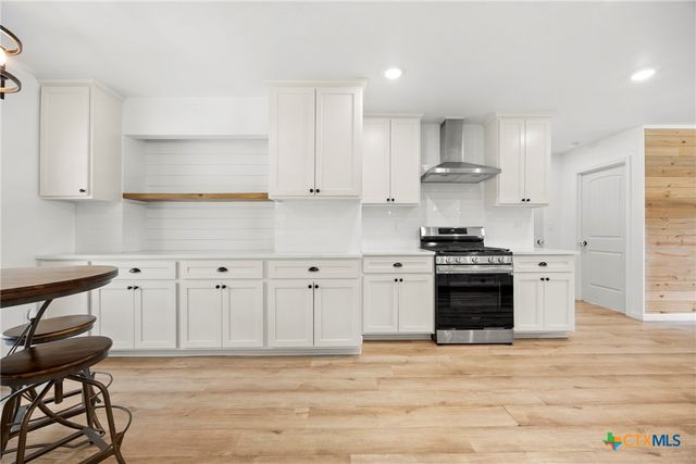 921 Indian Trail, Harker Heights, TX 76548