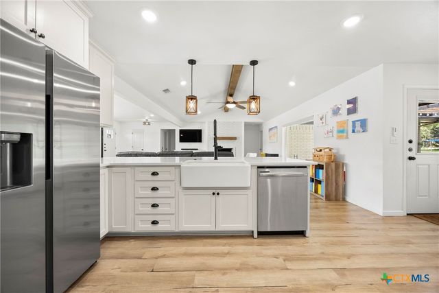 921 Indian Trail, Harker Heights, TX 76548