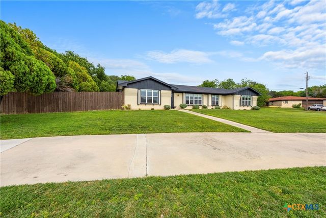 921 Indian Trail, Harker Heights, TX 76548