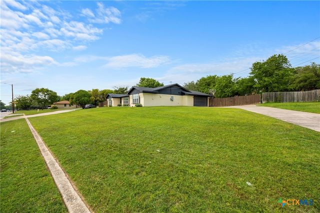 921 Indian Trail, Harker Heights, TX 76548