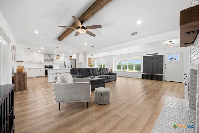 921 Indian Trail, Harker Heights, TX 76548