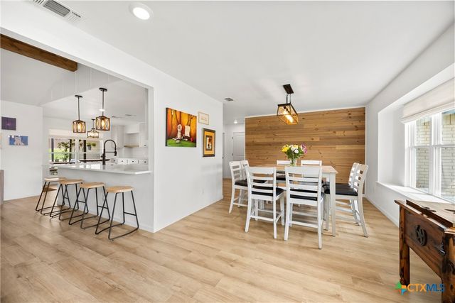 921 Indian Trail, Harker Heights, TX 76548