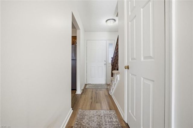 57 Glascow WAY, Hampton, VA 23669