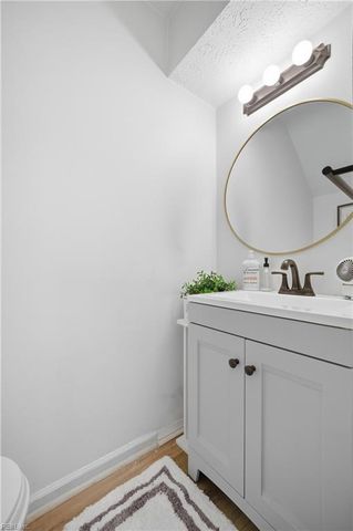 57 Glascow WAY, Hampton, VA 23669