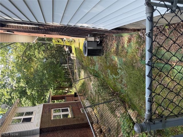 351 Litchfield Road, Akron, OH 44305