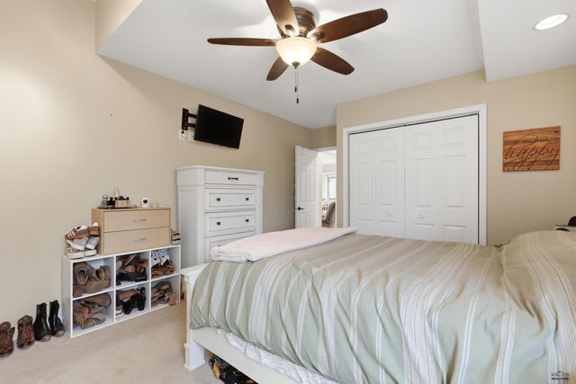 3633 CANYON LAKE DR, Rapid City, SD 57702