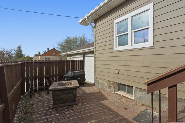 3633 CANYON LAKE DR, Rapid City, SD 57702