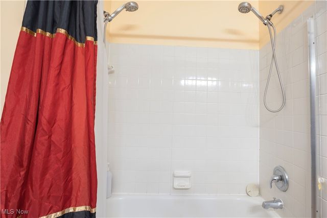 3776 Claridge Oval, Brunswick, OH 44212