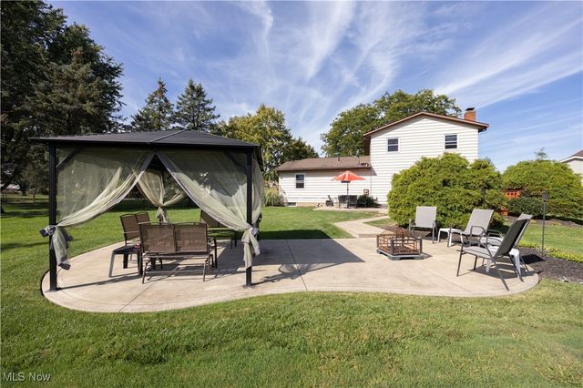 3776 Claridge Oval, Brunswick, OH 44212