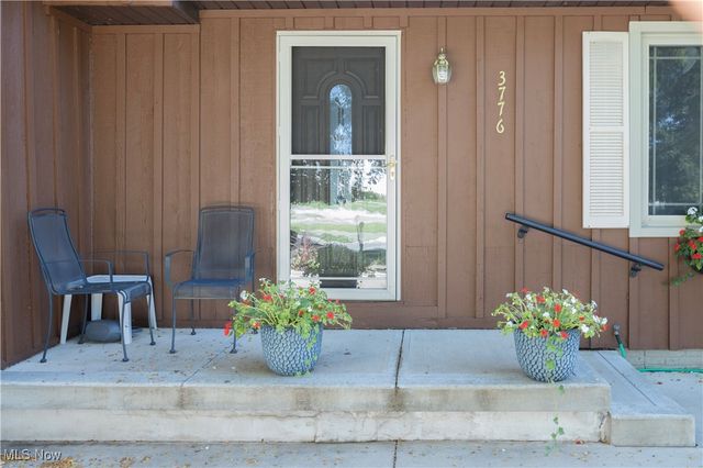 3776 Claridge Oval, Brunswick, OH 44212