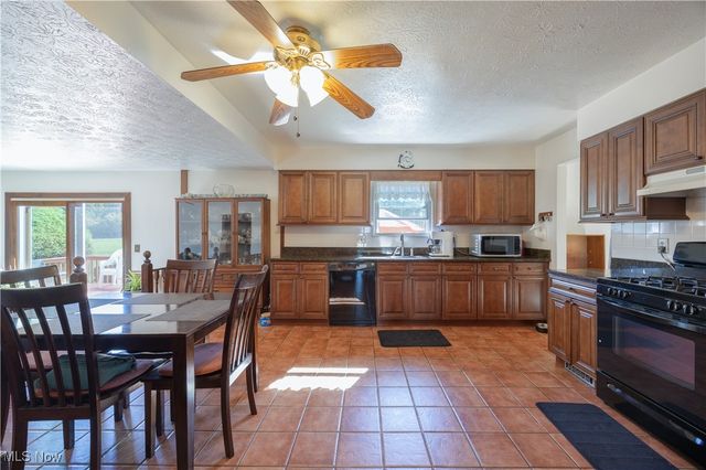 3776 Claridge Oval, Brunswick, OH 44212