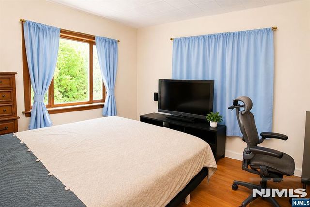 53 Sunnyside Avenue, Dumont, NJ 07628