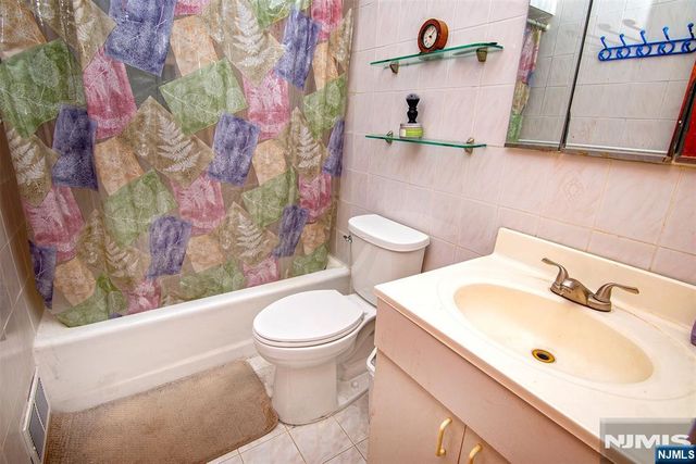 53 Sunnyside Avenue, Dumont, NJ 07628