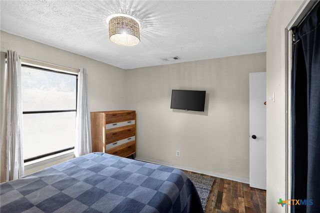 722 Stagecoach Trail, San Marcos, TX 78666