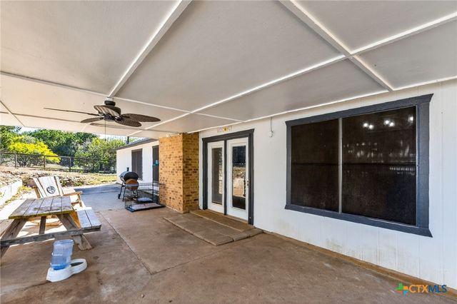 722 Stagecoach Trail, San Marcos, TX 78666