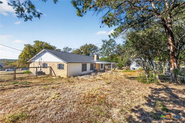 722 Stagecoach Trail, San Marcos, TX 78666