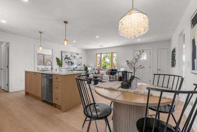 2271 Hemlock Avenue, Concord, CA 94520