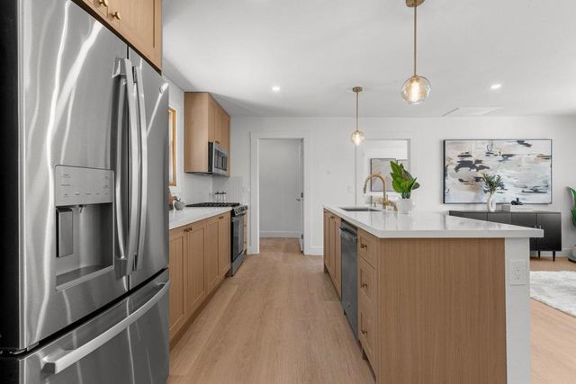 2271 Hemlock Avenue, Concord, CA 94520